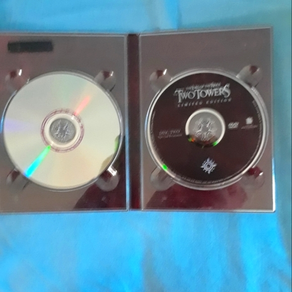 The Lord Of The Rings The Two Towers - Two Set DVD - Picture 2 of 6